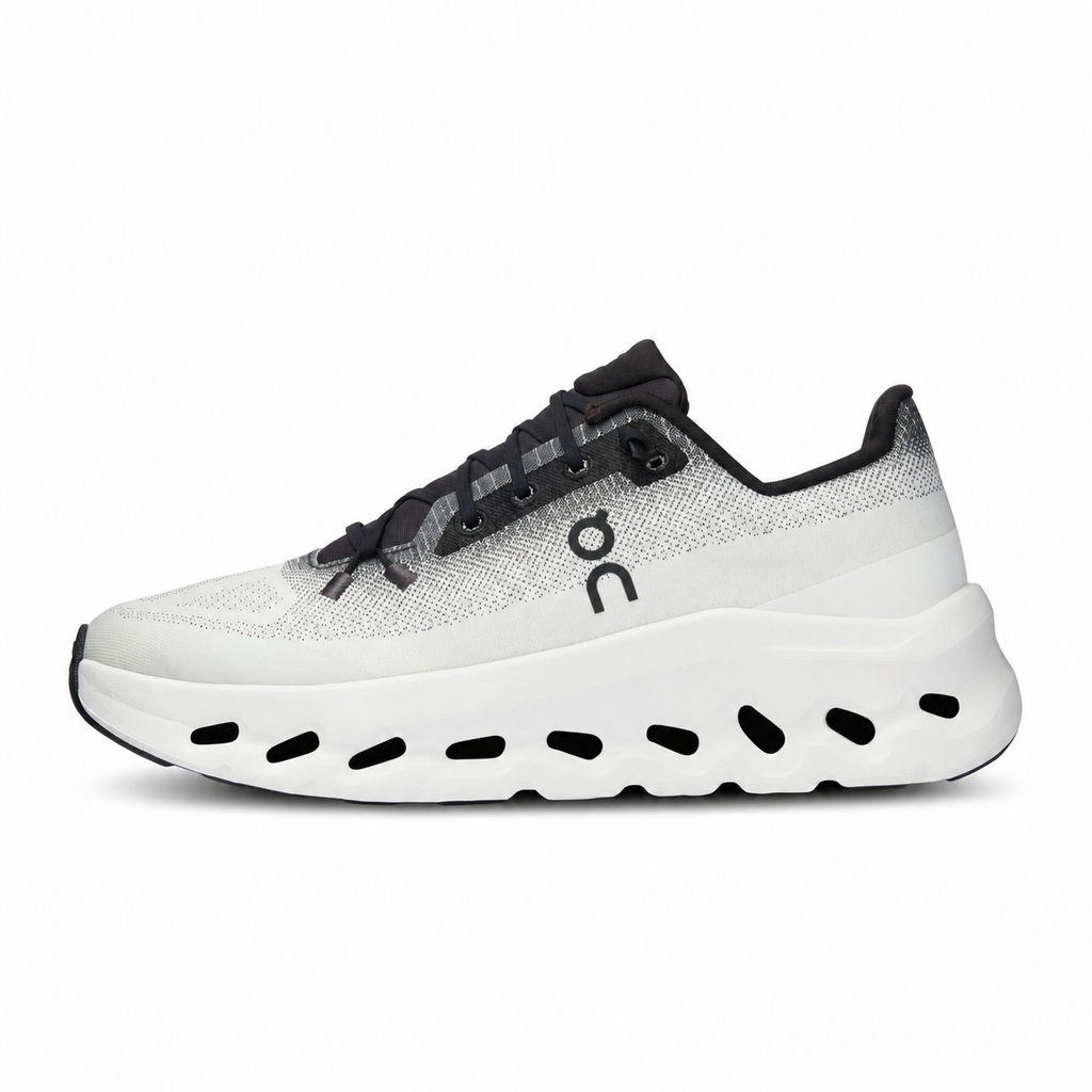 Cloudtilt Black | Ivory