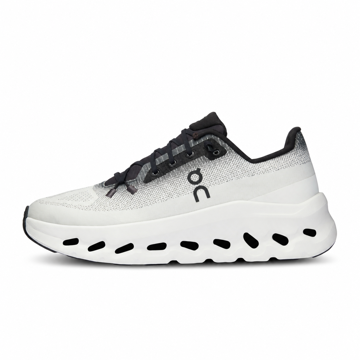 Cloudtilt Black | Ivory
